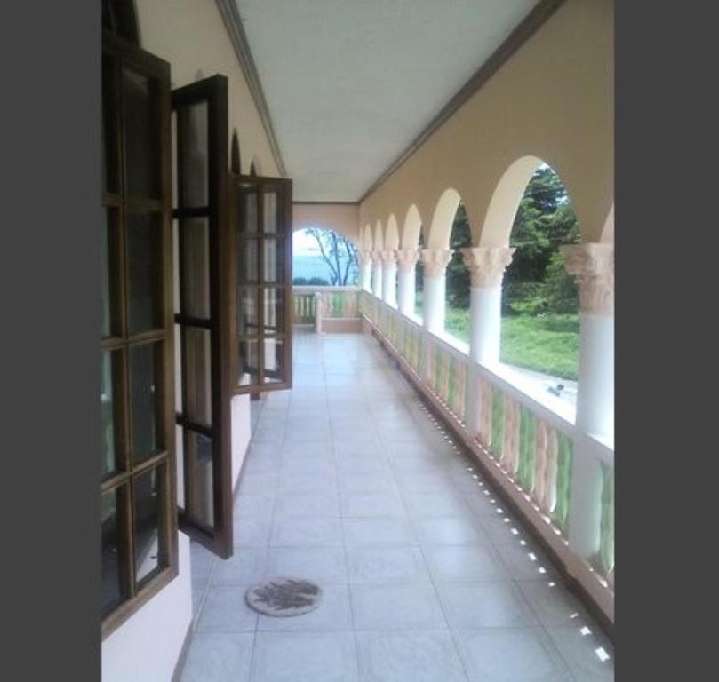 Dolphin Bay Yoga Guest House Drapers Exterior foto